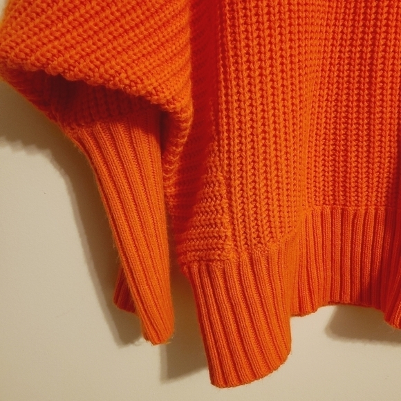 Unbranded | Women's Orange Ribbed Turtleneck Sweater (Size XL) - Picture 5 of 11
